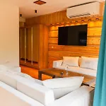 Hotel Mountain Diamond 4*