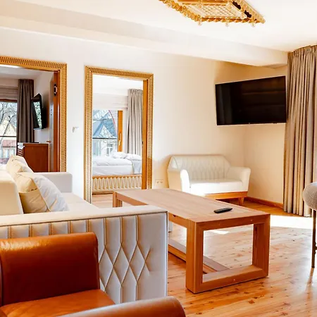 Hotel apartamentowy Mountain Diamond