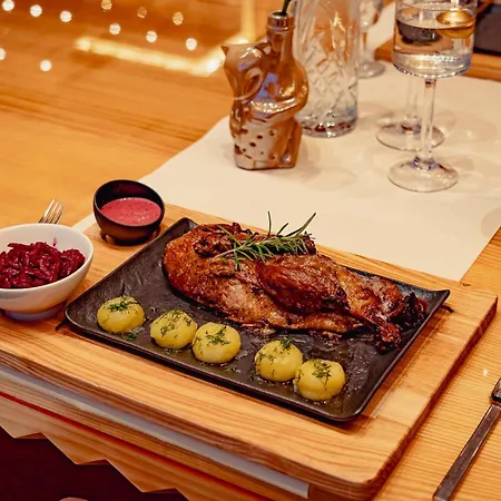 Mountain Diamond 4* 扎科帕内