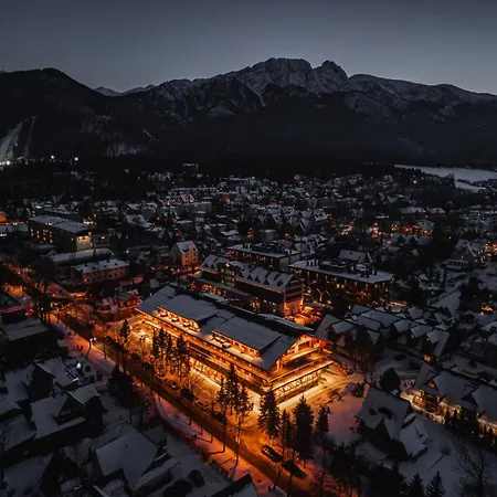 アパートホテル Mountain Diamond 4*