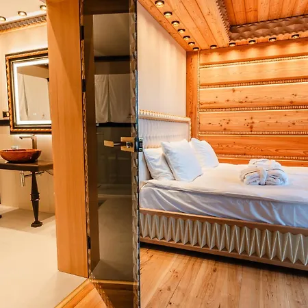 Mountain Diamond 4* 扎科帕内