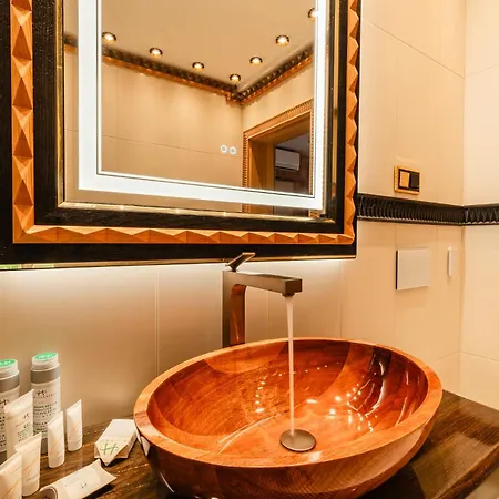 Mountain Diamond 扎科帕内