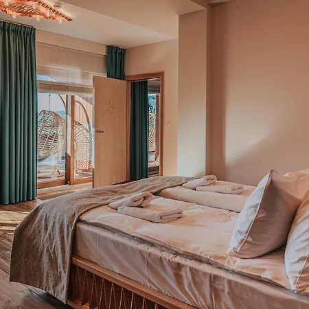 Mountain Diamond 公寓式酒店 4*